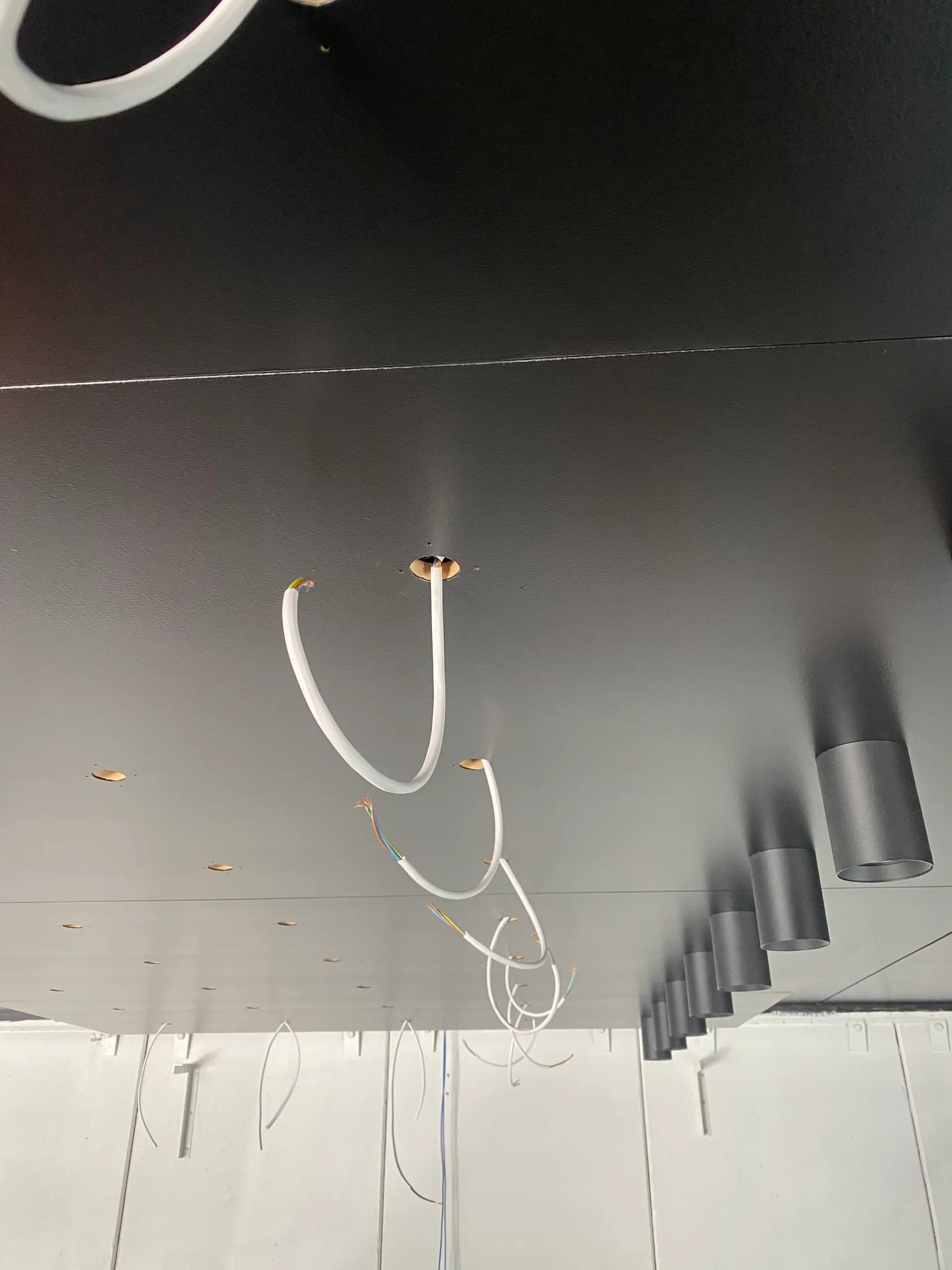 Ceiling exposed wiring